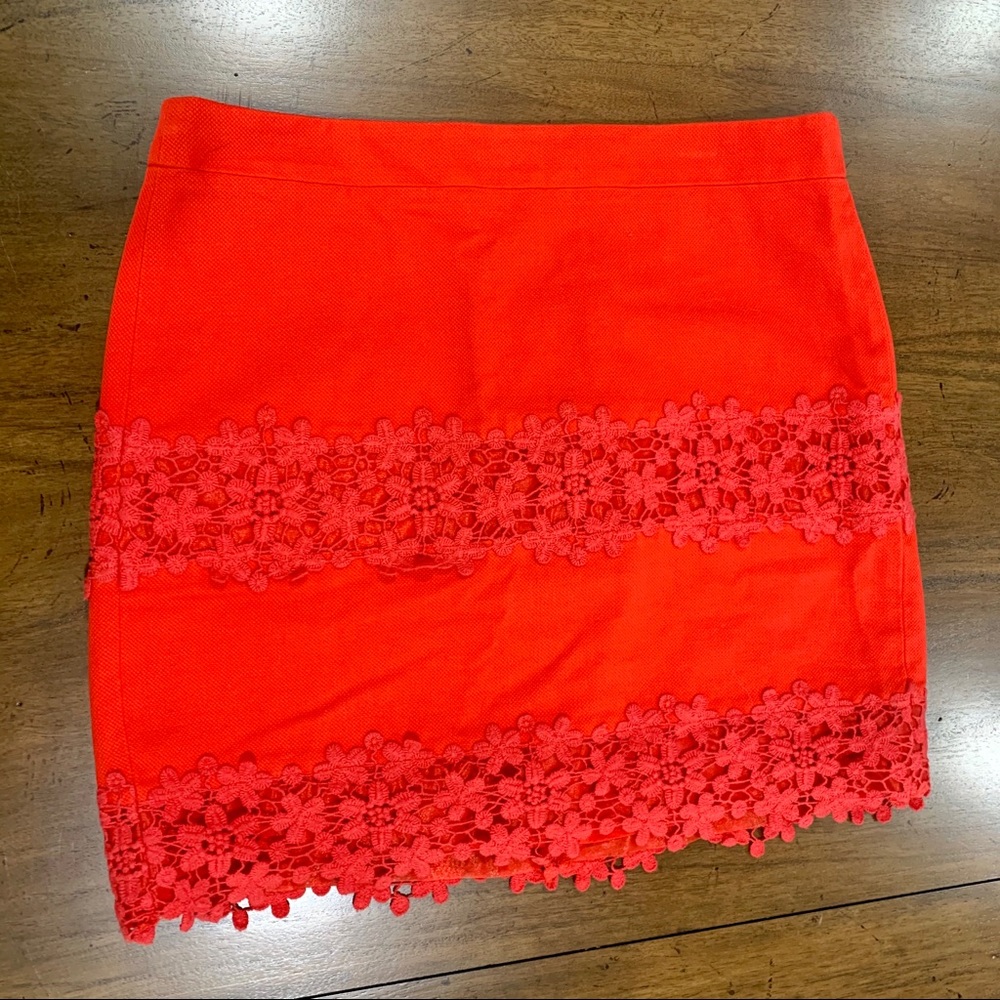 JCREW | Red textured mini skirt 😍